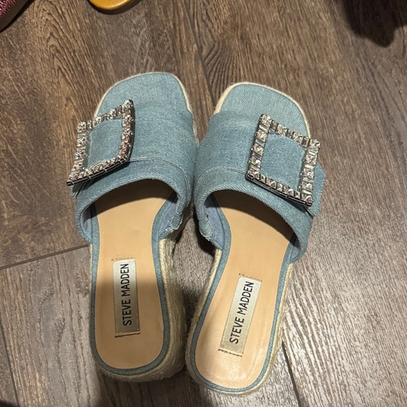 Steve Madden Denim Blue Sandals with Silver Buckle - Picture 1 of 4